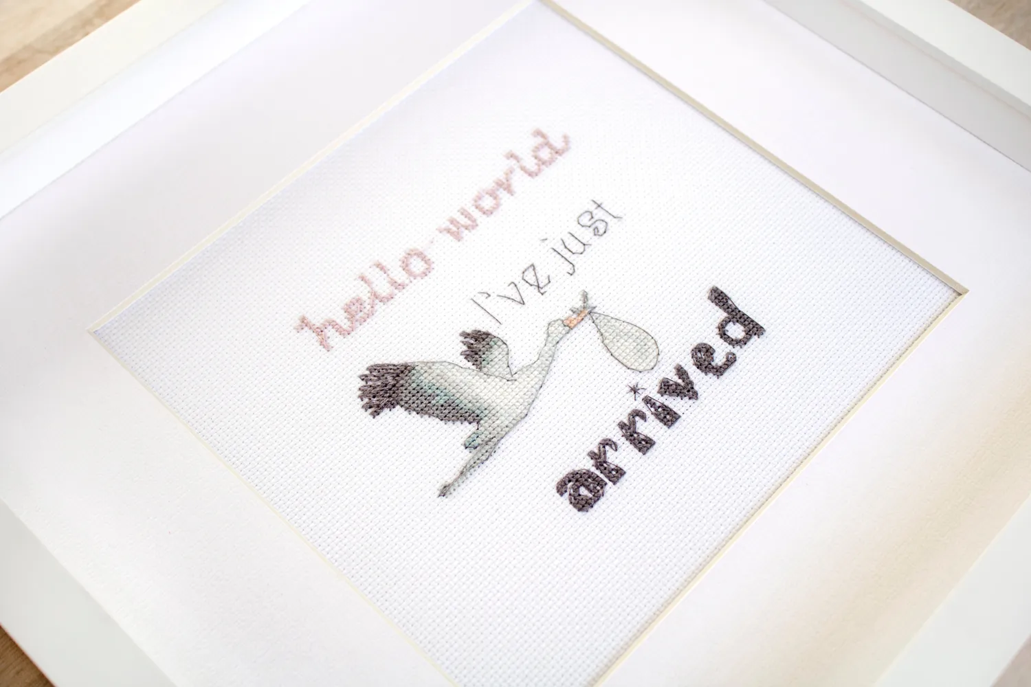 Leti Stitch LETI 931 A Gift for a Newborn borduurpakket baby