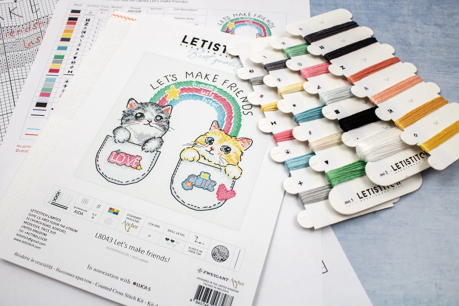 Leti Stitch L8043 Let's Make Friends borduurpakket 16x14 cm