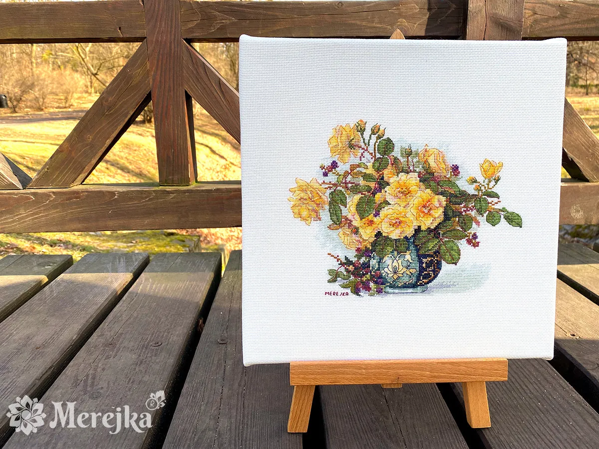Merejka Roses and Berries borduurpakket wit 23x17,5 cm