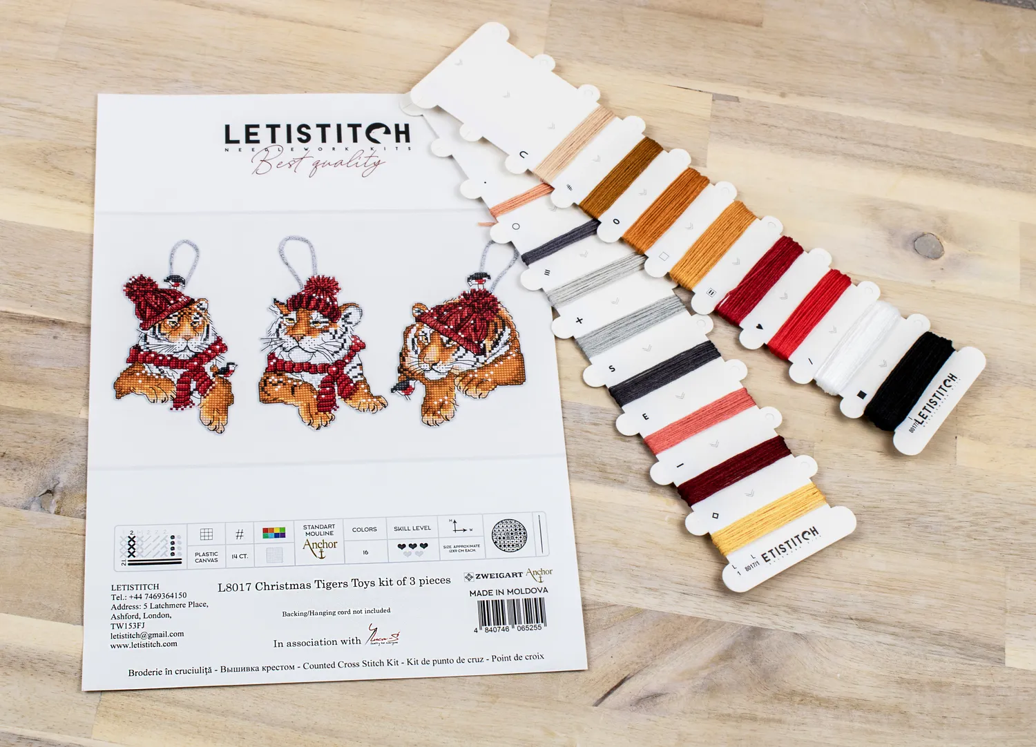 Leti Stitch L8017 Christmas Tigers borduurpakket 3 stuks