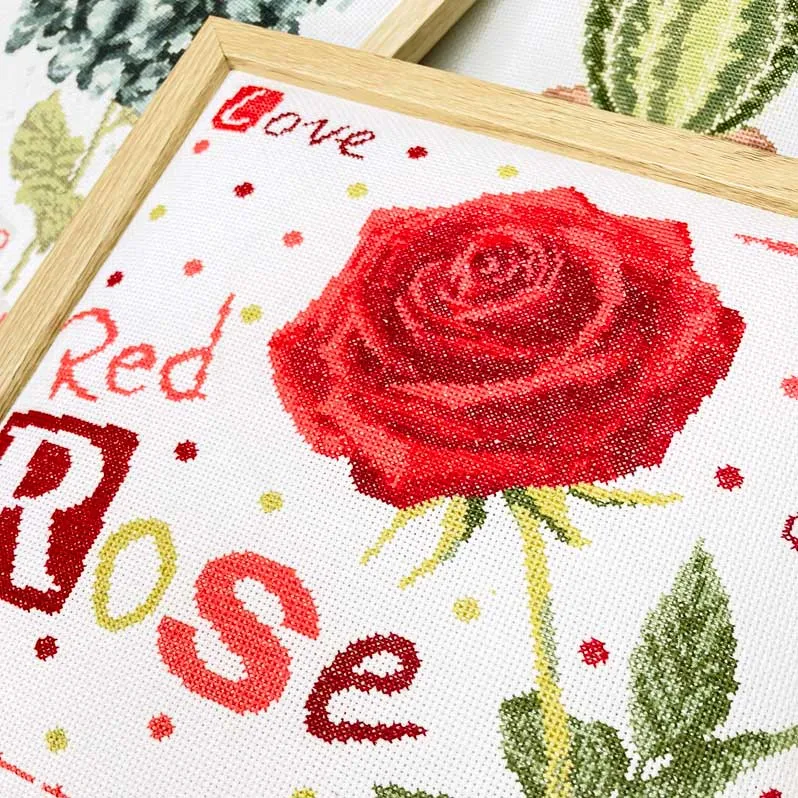 LiliPoints Red Rose kruissteekpatroon rode roos