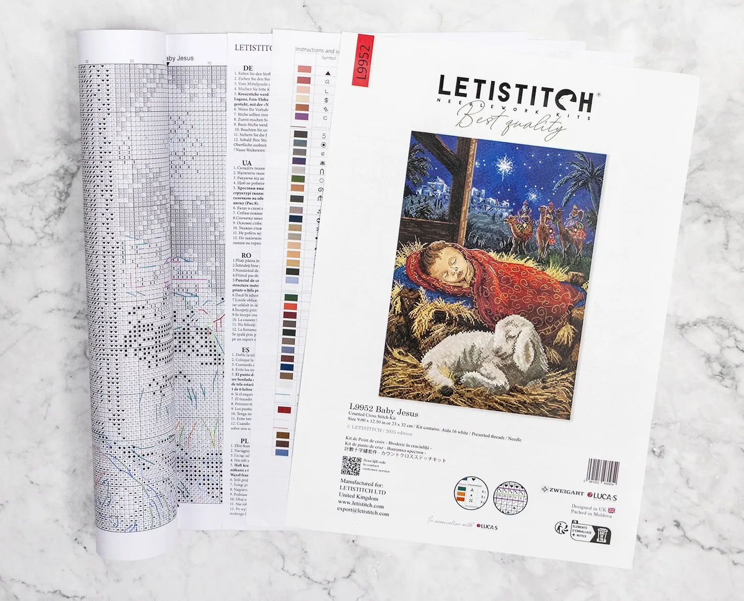 Leti Stitch L9952 Baby Jesus borduurpakket 23x32 cm kerst