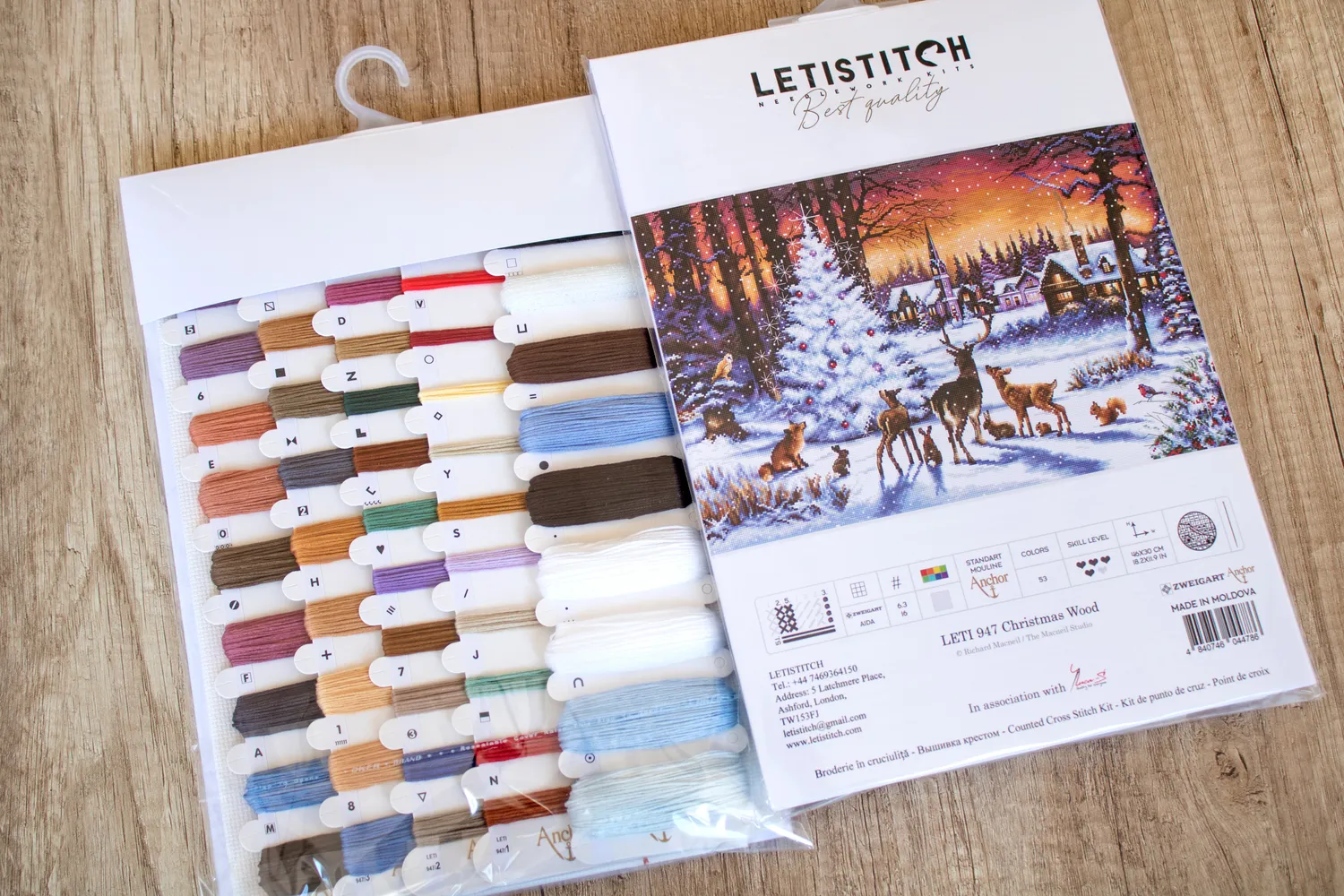 Leti Stitch 947 Christmas Wood borduurpakket 46x30 cm