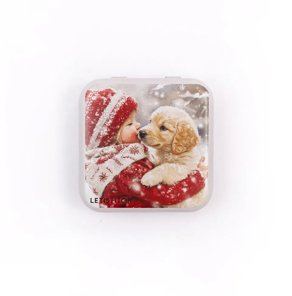 Leti Stitch Puppy Love naaldenblikje 5,5 cm tin