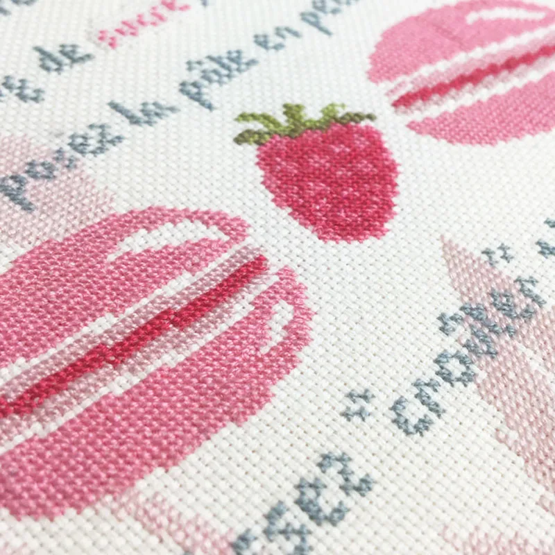 LiliPoints Raspberry Macarons borduurpatroon macarons