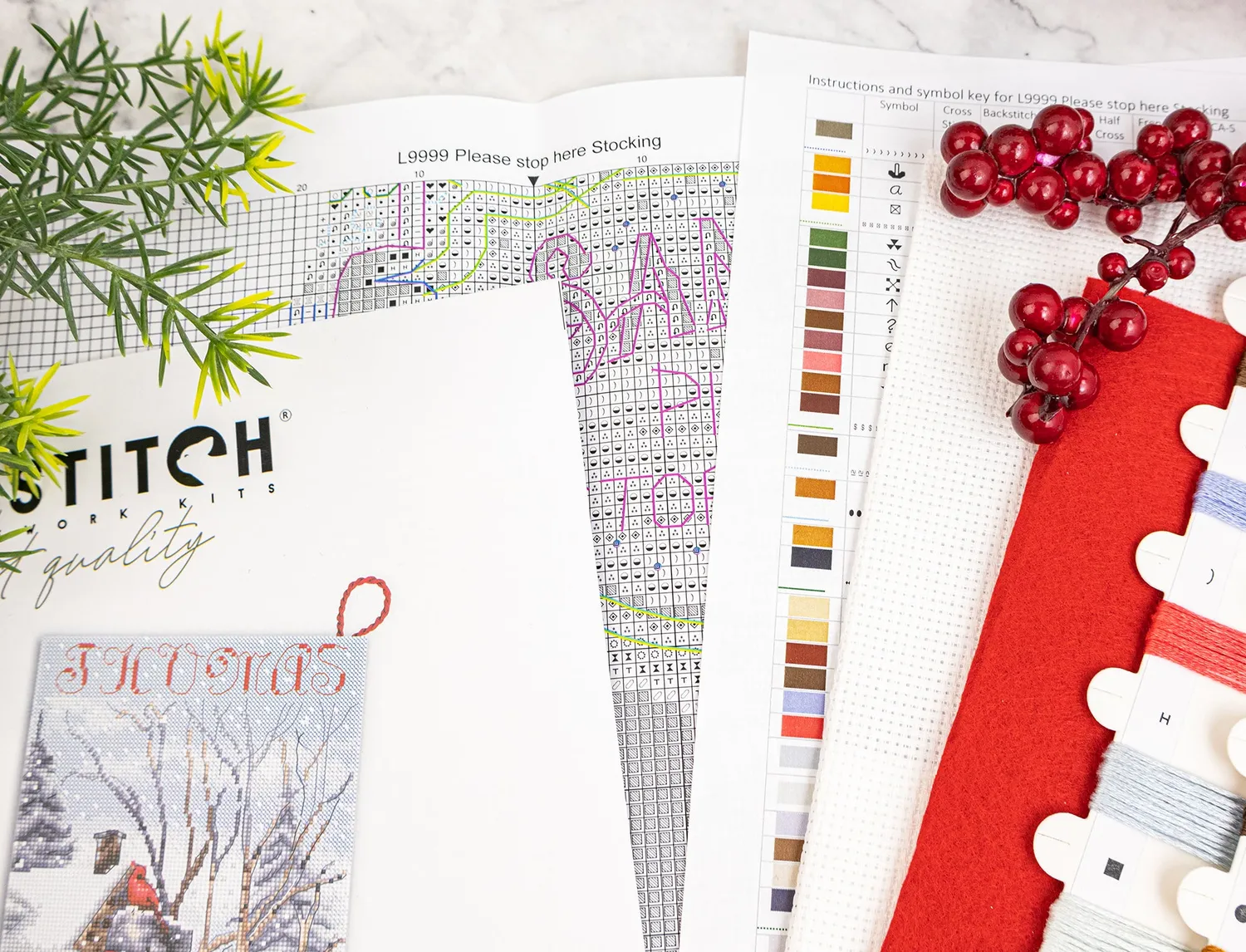 Leti Stitch L9999 Please Stop Here kerstsok borduurpakket