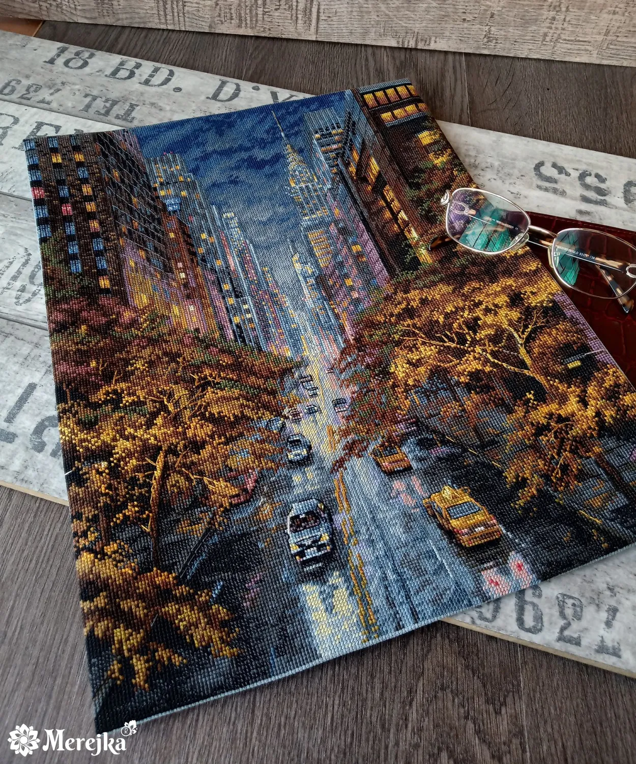 Merejka Autumn Aura borduurpakket 31x40 cm blauwgrijs