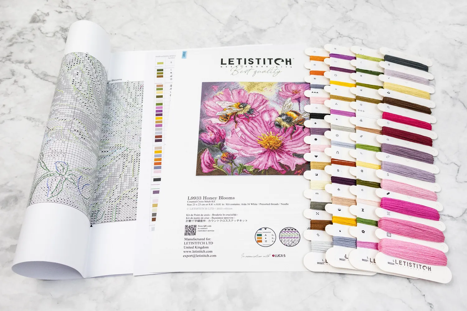 Leti Stitch L9933 Honey Blooms borduurpakket 23x23