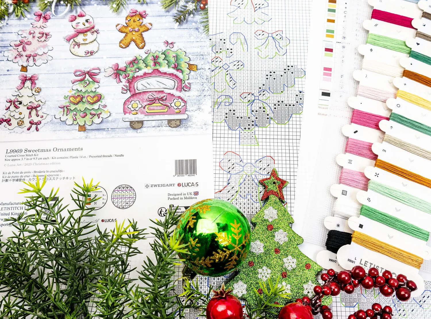 Leti Stitch L9969 Sweetmas Ornaments borduurpakket 6 stuks plastic