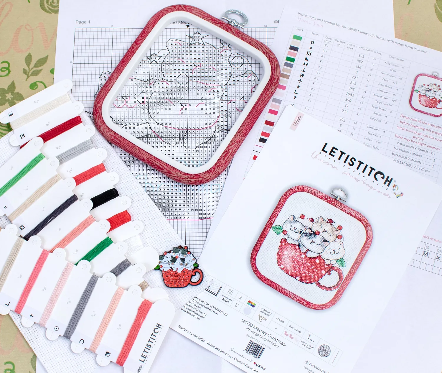 Leti Stitch L8080 Meowy Christmas borduurpakket met ring