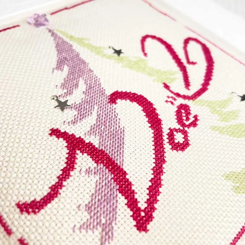LiliPoints Pink Christmas Tree borduurpatroon met sterren