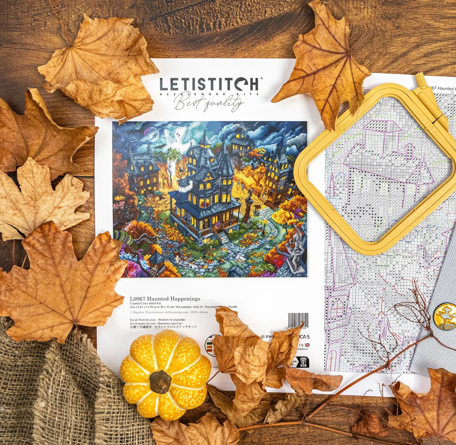 Leti Stitch L9967 Haunted Happenings borduurpakket 38x31 cm 57 kl