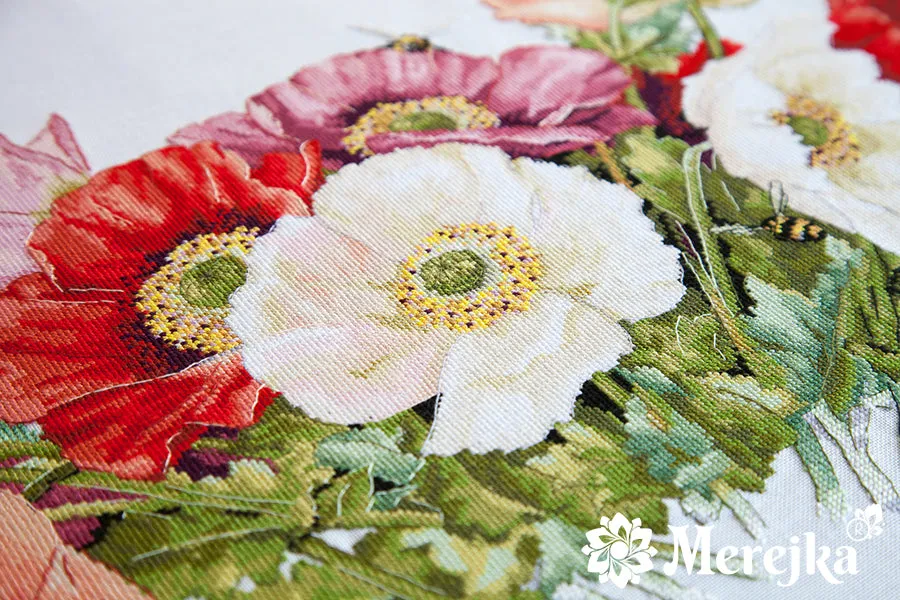 Merejka Poppies borduurpakket 80x30 cm wit