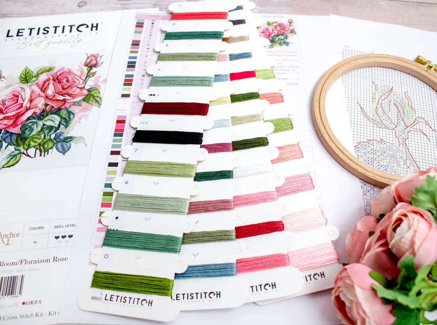 Leti Stitch L8093 Pink Bloom borduurpakket 22x23 cm bloemen