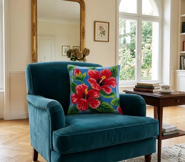 Margot de Paris Hibiscus kussen borduurpakket roze