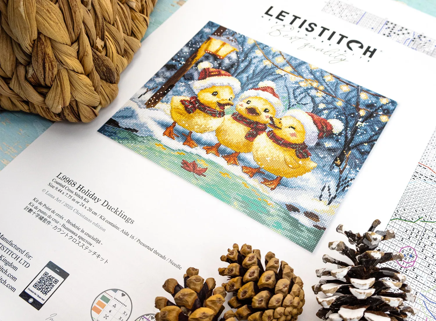 Leti Stitch L9968 Holiday Ducklings borduurpakket 24x20 cm kerst
