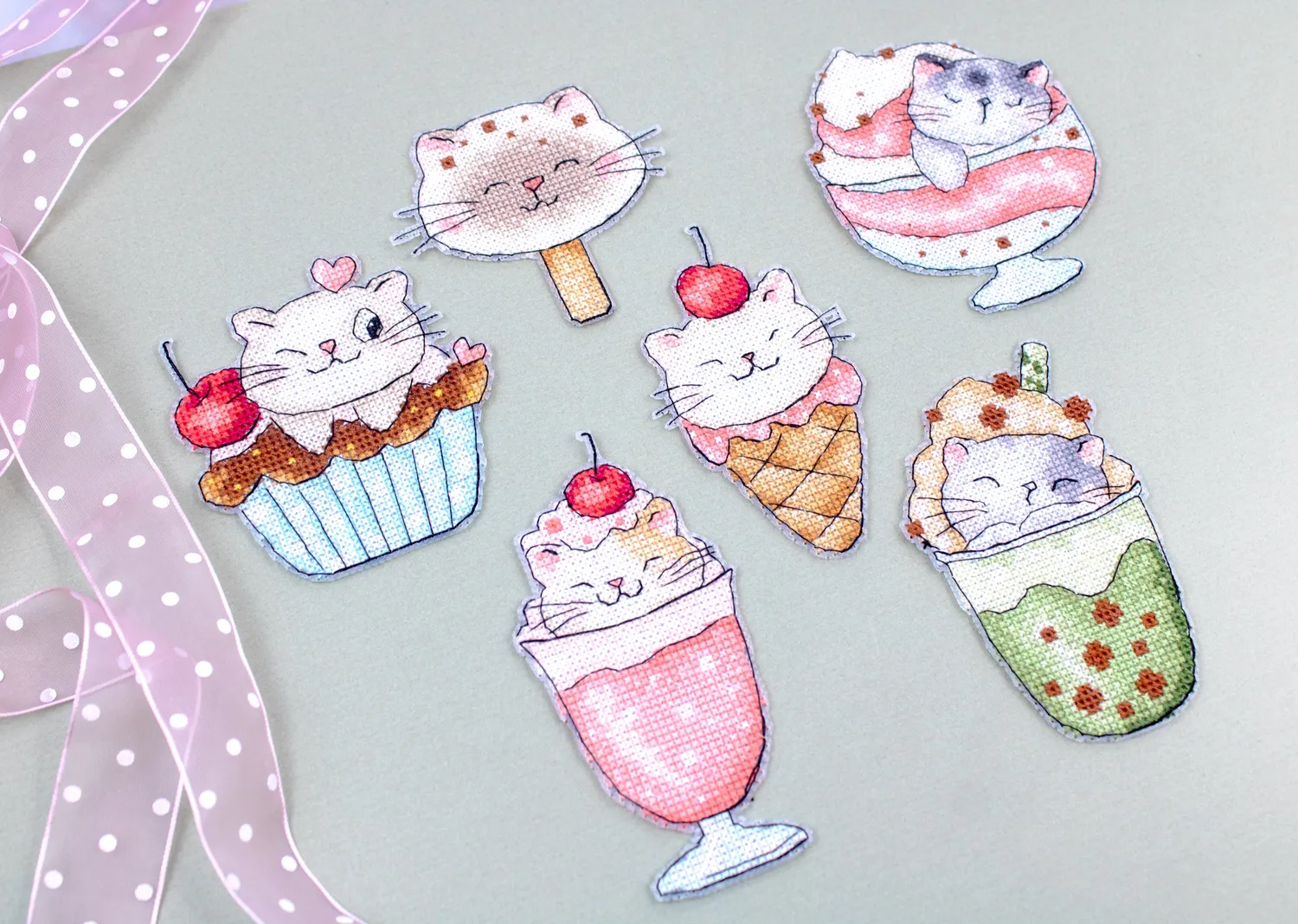 Leti Stitch L8089 Summer Kitties borduurpakket 6 hangers 10x7 cm