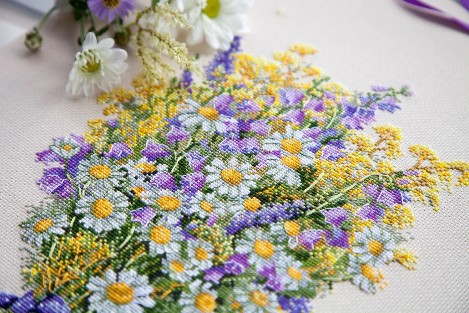 Merejka Summer Flowers borduurpakket 27x20