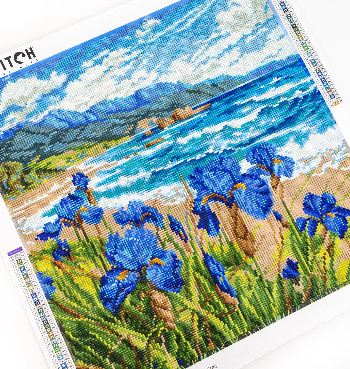 Leti Stitch Dazzle Dots LT 105 Blue Harmony diamond painting 42cm